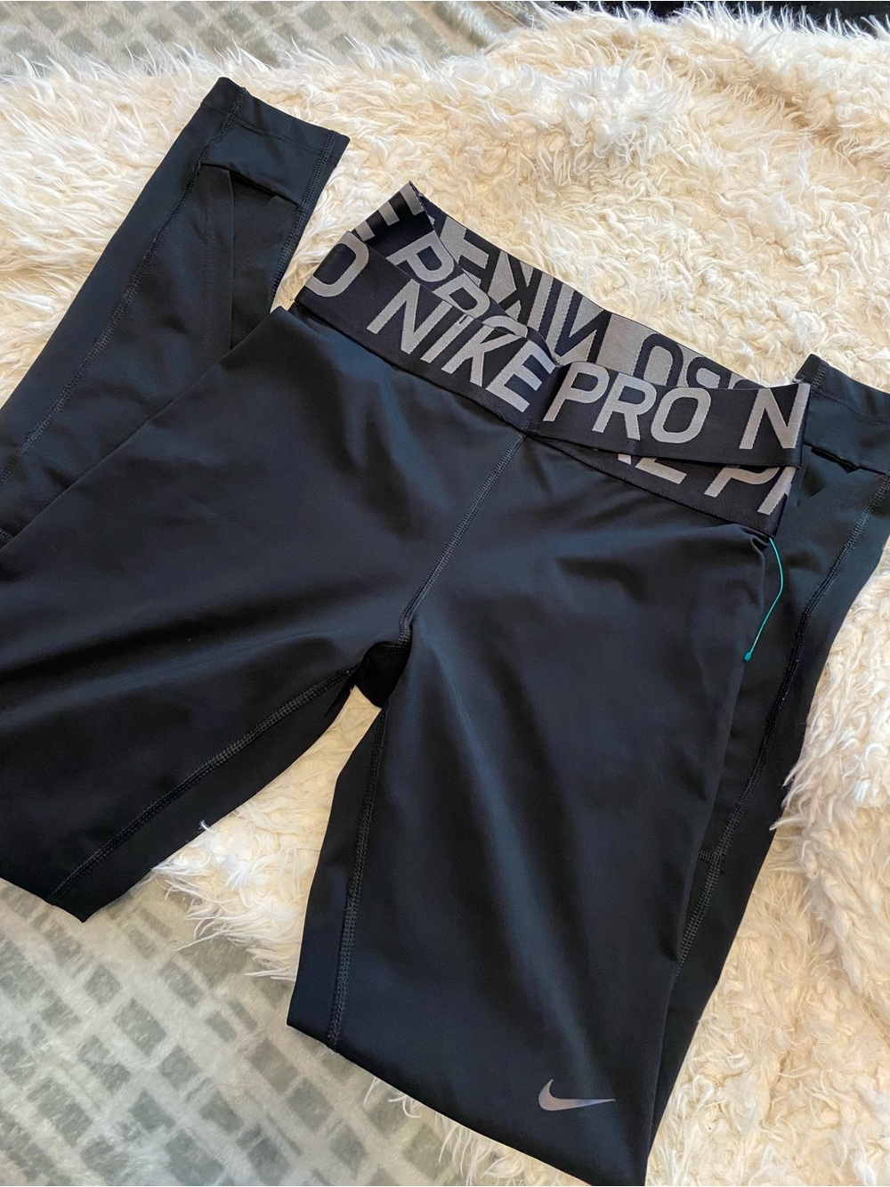 Nike Black' Leggings with Gray Nike Pro Waistband